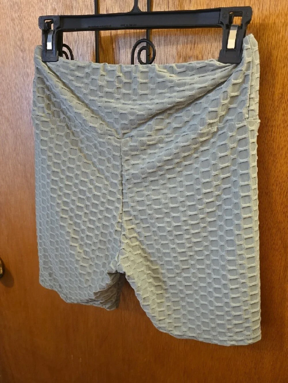 High-Waist Textured Bike Shorts in Light Sage - Picture 3 of 4